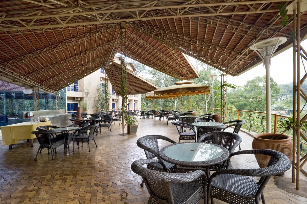 Metropole Hotel Kampala Exteriér fotografie