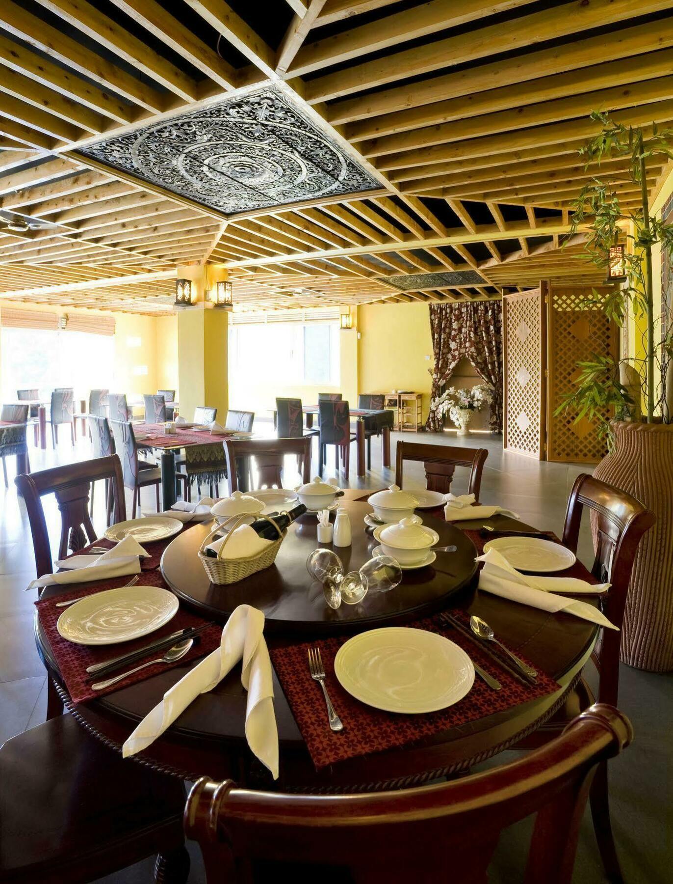 Metropole Hotel Kampala Exteriér fotografie
